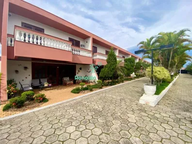 Casa de Condomínio com 4 Quartos à venda, 230m² no Indaiá, Bertioga