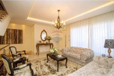 Casa com 3 Quartos à venda, 440m² no Bom Retiro, Curitiba