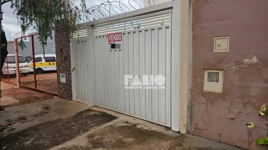 Casa com 2 Quartos à venda, 70m² no Jardim Roberto Selmi Dei, Araraquara