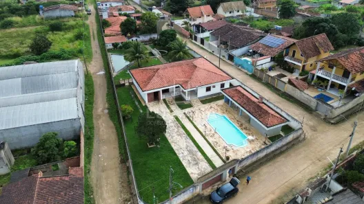 Casa com 4 Quartos à venda, 303m² no Alpes Suiços, Gravatá