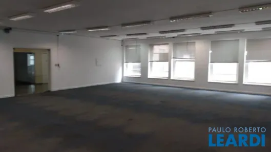 Sala Comercial para alugar, 208m² no República, São Paulo