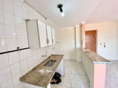 Apartamento com 2 Quartos para alugar, 40m² no Jardim São Gabriel, Marília