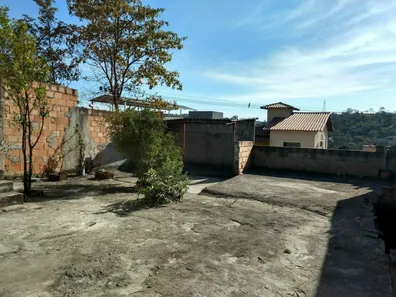 Casa com 2 Quartos à venda, 200m² no Renascer, Betim