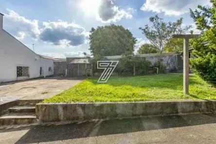 Lote/Terreno à venda, 300m² no Orleans, Curitiba
