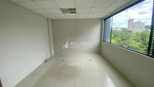Sala Comercial para alugar, 100m² no Victor Konder, Blumenau