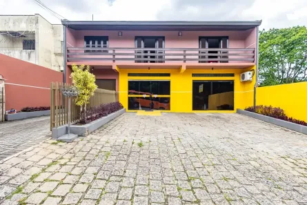 Casa com 3 Quartos à venda, 330m² no São Lourenço, Curitiba