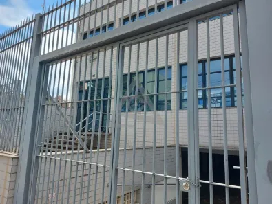Prédio Comercial para alugar, 596m² no Jardim do Trevo, Campinas