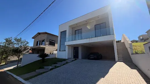 Casa com 3 Quartos à venda, 285m² no Curitibanos, Bragança Paulista