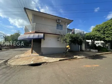 Sobrado com 3 Quartos à venda, 220m² no Parque Alvamar, Sarandi
