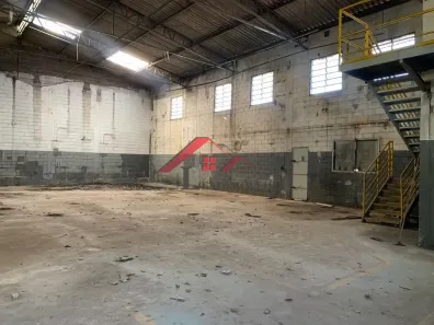 Galpão/Depósito/Armazém à venda, 2900m² no Jardim, Santo André