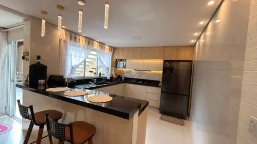 Casa com 3 Quartos à venda, 200m² no Vila Dirce, Mauá