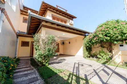Casa com 3 Quartos à venda, 219m² no Tristeza, Porto Alegre
