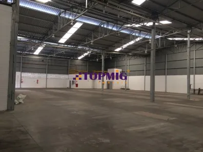 Galpão/Depósito/Armazém para alugar, 2000m² no Buganvile I, Contagem