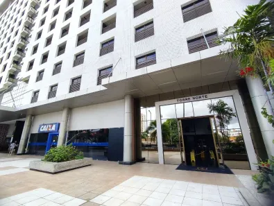 Sala Comercial à venda, 32m² no Pici, Fortaleza