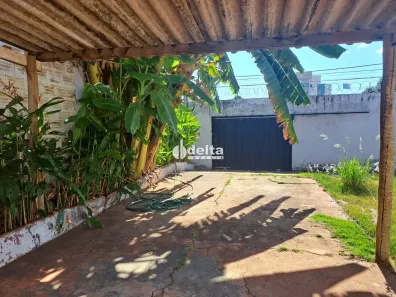 Casa com 2 Quartos à venda, 60m² no Saraiva, Uberlândia