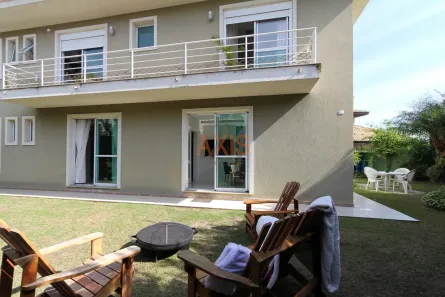Casa de Condomínio com 4 Quartos à venda, 317m² no Uberaba, Curitiba