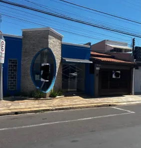 Imóvel Comercial com 3 Quartos à venda, 300m² no Vila Nova Botucatu, Botucatu