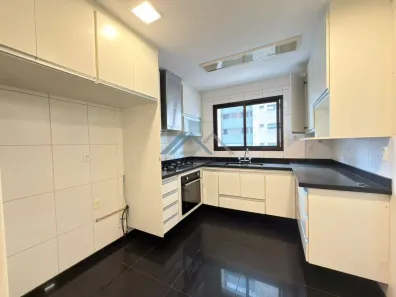 Apartamento com 3 Quartos para alugar, 177m² no Alphaville Centro Industrial e Empresarial/Alphaville., Barueri