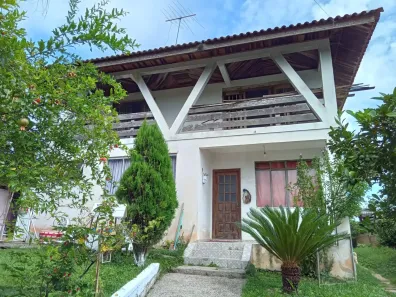 Casa com 4 Quartos à venda, 240m² no Cachoeira, Curitiba