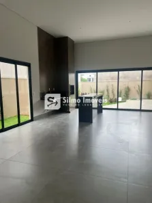Casa com 3 Quartos à venda, 227m² no Laranjeiras, Uberlândia