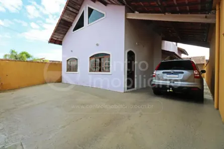 Casa com 4 Quartos à venda, 230m² no Residencial Parque Daville, Peruíbe