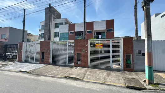 Sobrado com 2 Quartos à venda, 108m² no Santa Regina, Camboriú