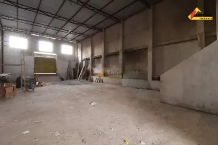 Galpão/Depósito/Armazém à venda, 300m² no Das Oliveiras, Divinópolis