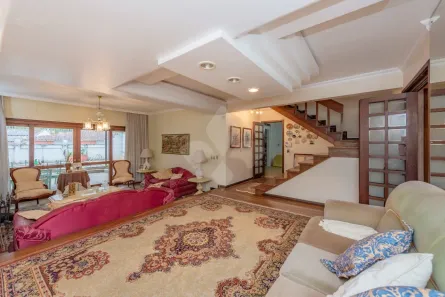 Casa com 4 Quartos à venda, 600m² no Passo da Areia, Porto Alegre
