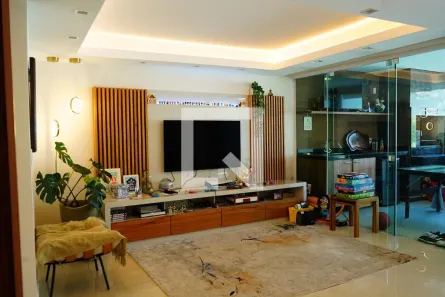 Casa com 3 Quartos à venda, 226m² no Vila Carrão, São Paulo