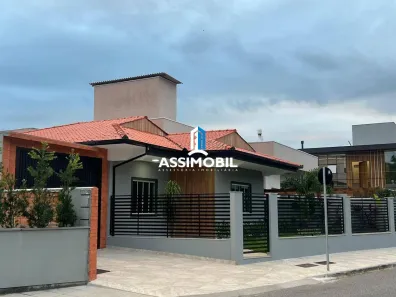 Casa com 3 Quartos à venda, 200m² no Pedra Branca, Palhoça