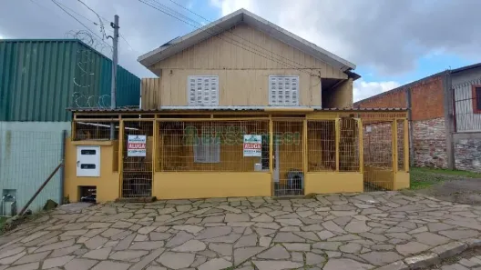 Casa com 1 Quarto para alugar, 50m² no Sagrada Família, Caxias do Sul