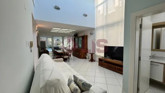 Casa com 3 Quartos para alugar, 190m² no Massaguaçu, Caraguatatuba