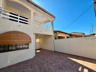Sobrado com 3 Quartos para alugar, 180m² no Jardim Ismênia, São José dos Campos