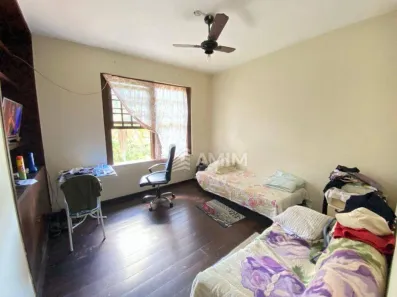 Casa com 4 Quartos à venda, 400m² no Mata Paca, Niterói