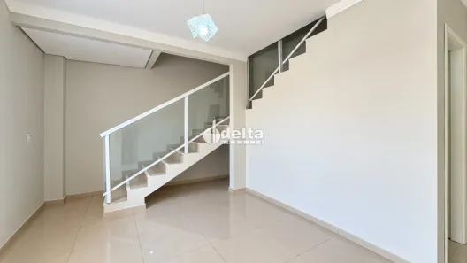Casa com 2 Quartos à venda, 90m² no Laranjeiras, Uberlândia