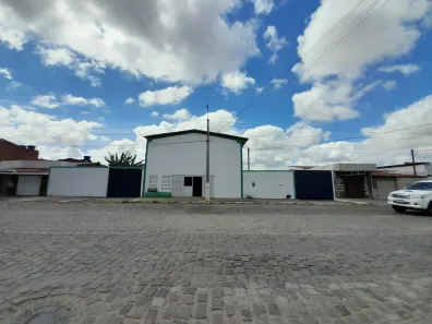 Galpão/Depósito/Armazém com 1 Quarto para alugar, 600m² no Rosa dos Ventos, Parnamirim