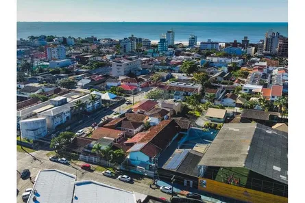 Sobrado com 3 Quartos à venda, 105m² no Centro, Matinhos