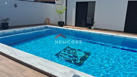 Casa com 3 Quartos à venda, 190m² no Centro, Peruíbe