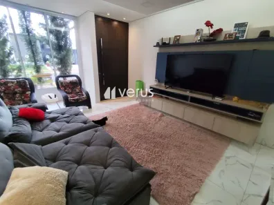 Casa de Condomínio com 3 Quartos para alugar, 241m² no Novo Mundo, Uberlândia