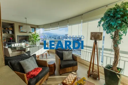 Apartamento com 3 Quartos à venda, 135m² no Vila Cruzeiro, São Paulo