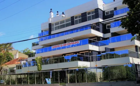 Apartamento com 3 Quartos à venda, 174m² no Vila Assunção, Porto Alegre