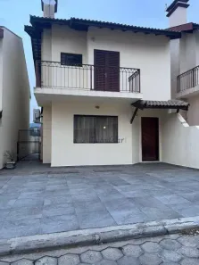 Casa de Condomínio com 3 Quartos à venda, 160m² no Vila Santista, Atibaia