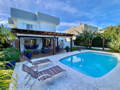 Casa de Condomínio com 4 Quartos à venda, 259m² no Remanso, Xangri-lá