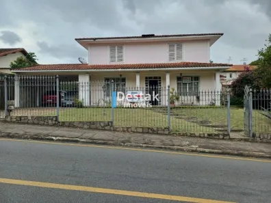 Casa com 4 Quartos à venda, 370m² no Bela Vista, Volta Redonda