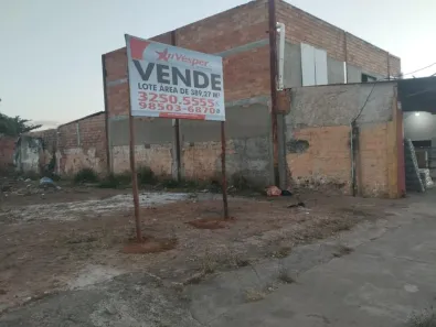 à venda, 389m² no Jardim Monte Cristo, Aparecida de Goiânia
