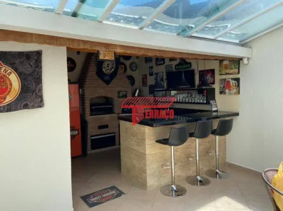 Sobrado com 4 Quartos à venda, 190m² no Vila Guiomar, Santo André