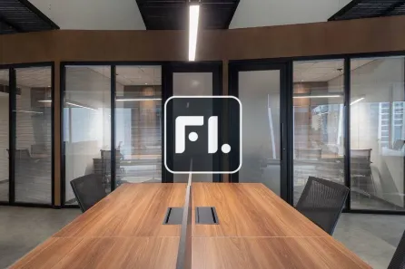 Sala Comercial para alugar, 330m² no Vila Olímpia, São Paulo