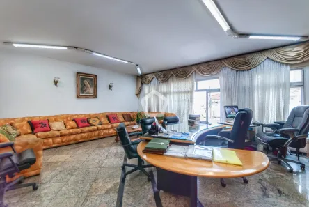 Casa com 6 Quartos à venda, 302m² no Mirandópolis, São Paulo