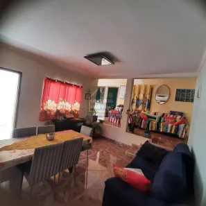 Casa com 3 Quartos à venda, 250m² no São Gonçalo, Taubaté