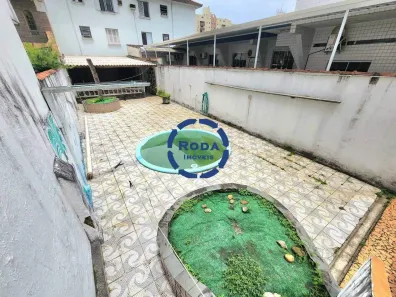 Sobrado com 3 Quartos à venda, 198m² no José Menino, Santos